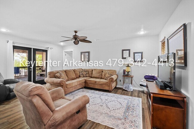 Foto del edificio - 255 W Lawson St