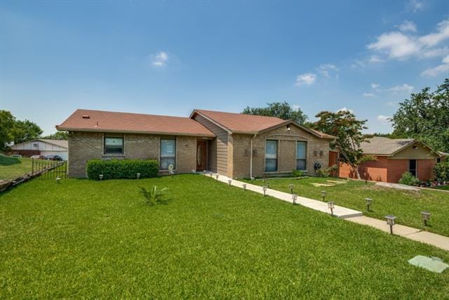 Building Photo - 2625 Briar Hill Dr