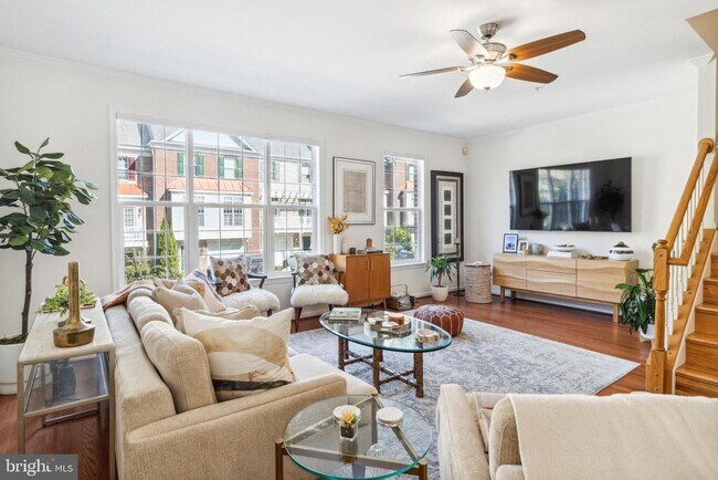 Building Photo - 607 Snow Goose Ln