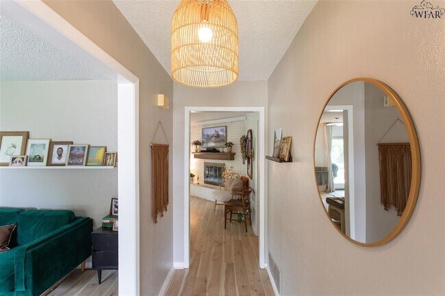 Foto del edificio - 2913 Radney Ln