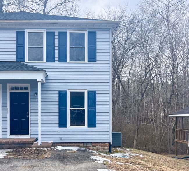 Foto del edificio - 30 Fox Hill Dr