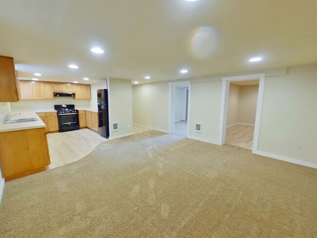 Foto del edificio - 962 NW Van Buren Ave