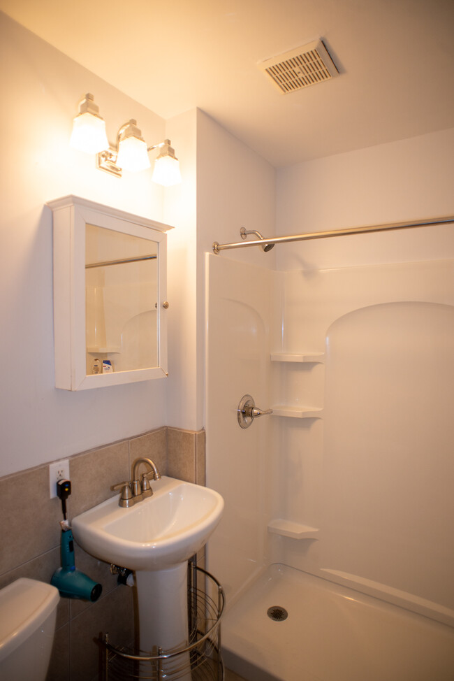 Main floor bathroom. - 103 Warwick St SE