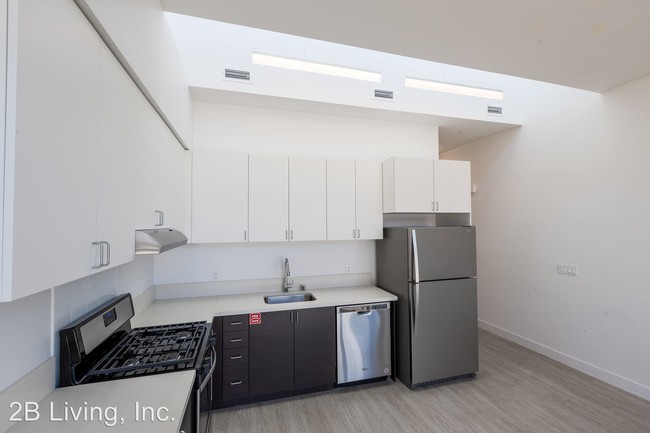 Foto del edificio - 4445 Piedmont Ave