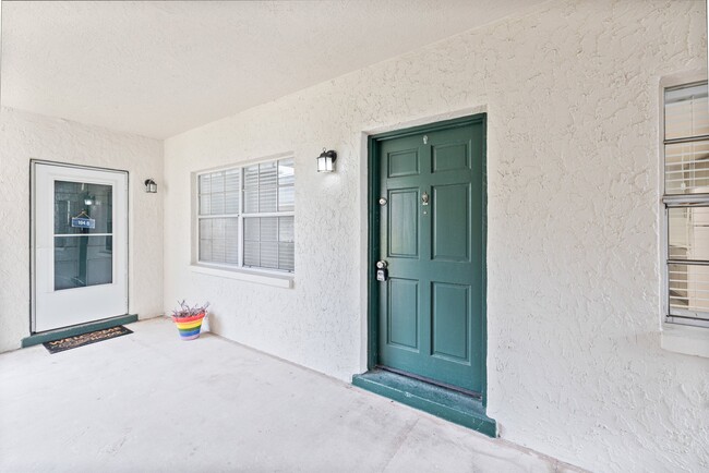Building Photo - 4325 Aegean Dr