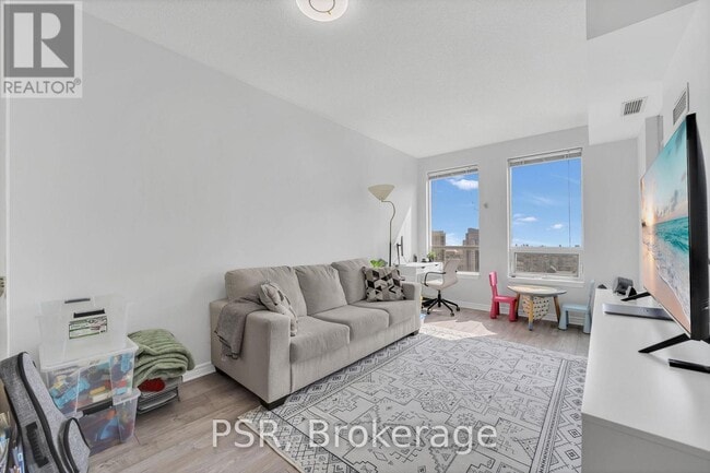 Building Photo - 388-2388 Prince of Wales Dr
