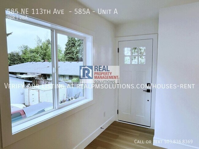 Building Photo - 585 NE 113th Ave