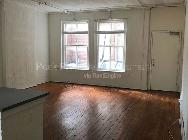 Photo - 308 W Broad St Apartment