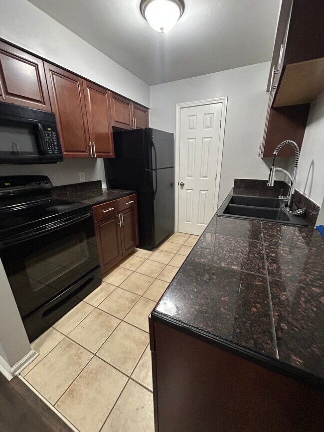 Foto del edificio - 109 Prescott Place