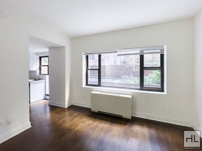 Foto del edificio - EAST 56 STREET