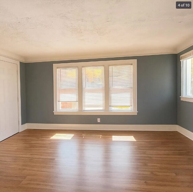 Foto del edificio - 2682 Clements St