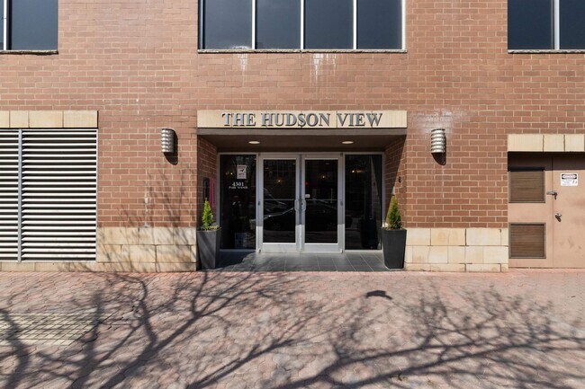 Foto del edificio - 4301 Park Ave