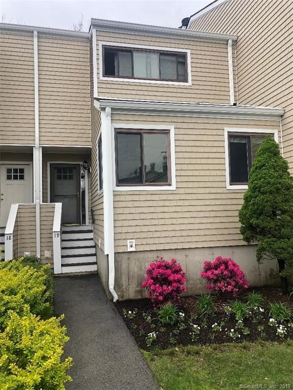 Foto principal - 1463 Black Rock Turnpike