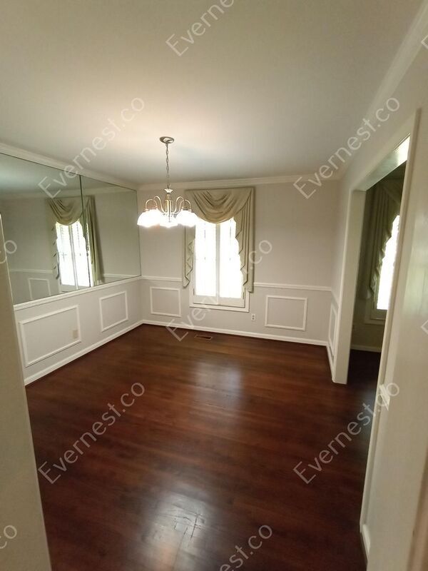 Building Photo - 1726 Kestwick Cir