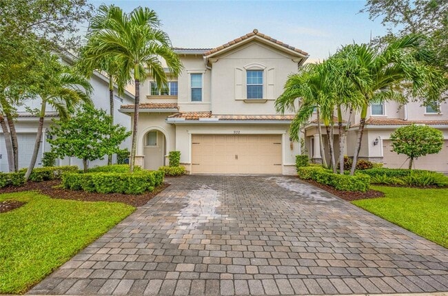 Building Photo - 932 Banyan Dr