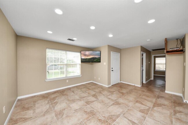 Foto del edificio - 4106 Falling Trace Ln