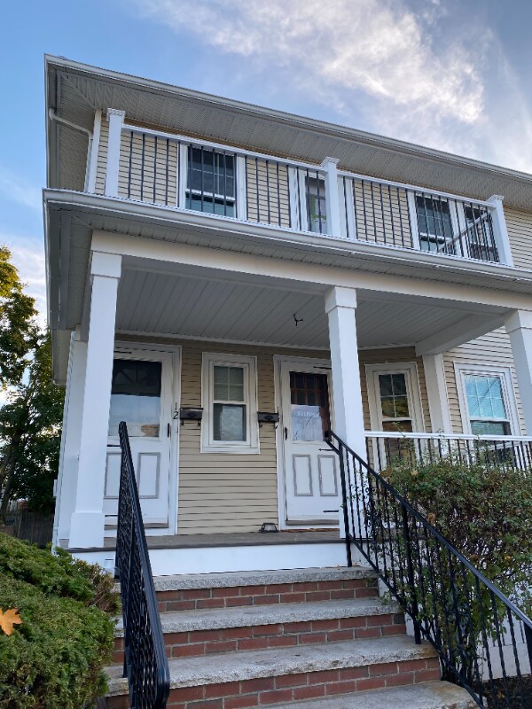 12 Winter St, Medford, MA 02155 Room for Rent in Medford, MA
