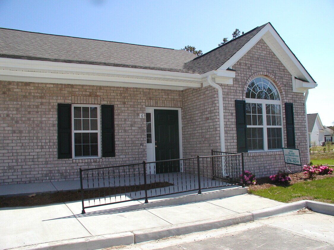 4912 Dreamweaver Ct Unit 6, Southport, NC 28461 Condo for Rent in