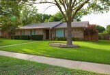 Primary Photo - 1621 Versailles Dr