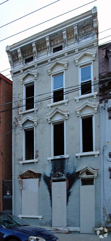 Building Photo - 1534 Republic St