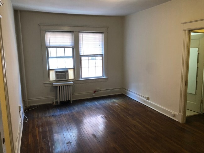 Building Photo - 1811-1815 S St NW