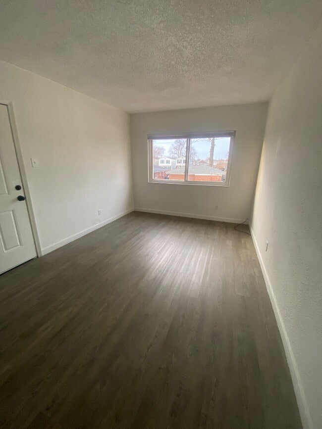 Foto del edificio - 815C Courtois