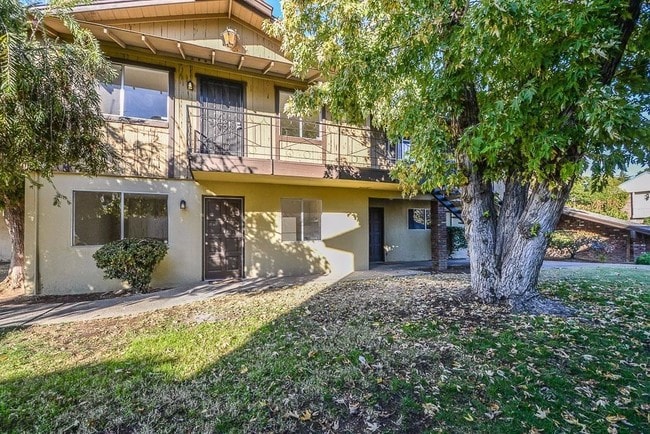 Building Photo - 4233 N Bengston Ave