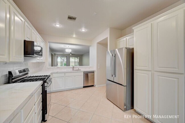 Foto del edificio - 12 Mohansic Rd