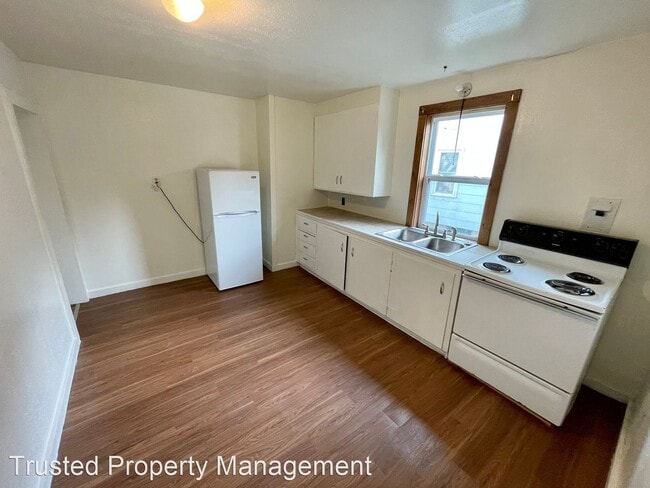 Building Photo - 2 br, 1 bath House - 438 Watson Road