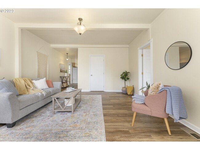 Living Room - 7029 N Tyler Ave