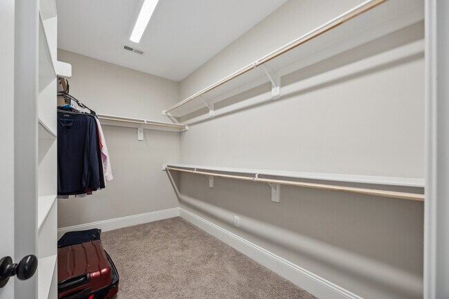 Foto del edificio - 405 Gilpin Way