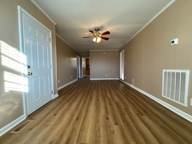 Foto del edificio - Charming 3BR Near MTSU & Downtown Murfreesboro