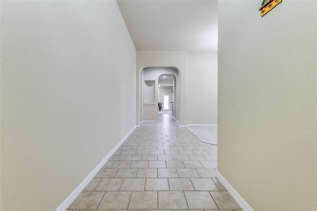 Foto del edificio - 8647 Robertson Dr