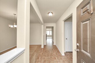 Building Photo - 15623 Sheldon Ridge Way