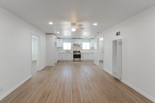 Building Photo - 16730-16730 Crenshaw Blvd
