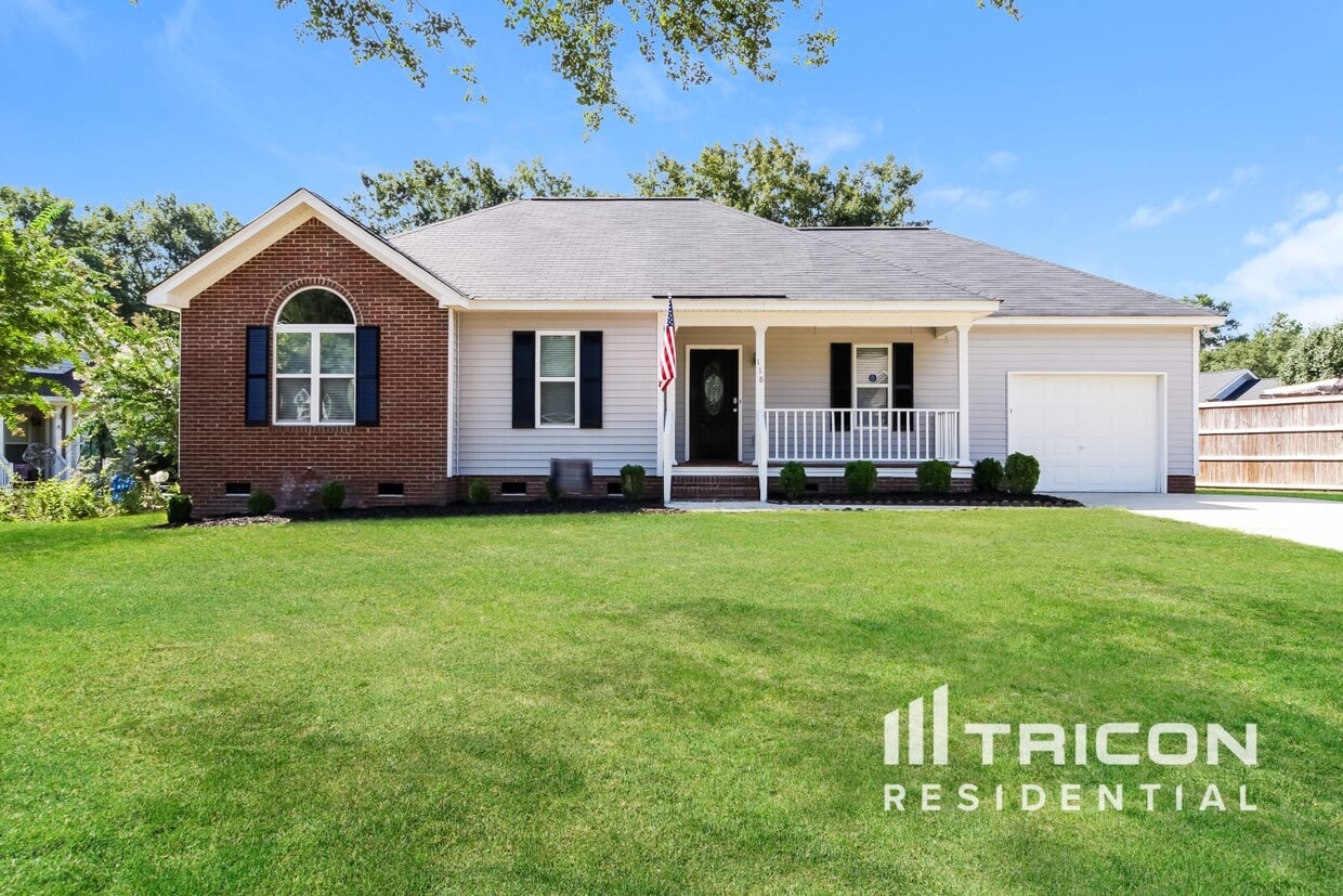 Foto principal - 118 Goldleaf St
