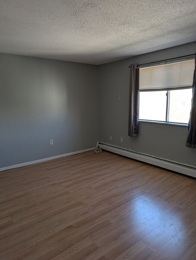 Foto del edificio - Somerville 2 bedroom with parking for 9/1