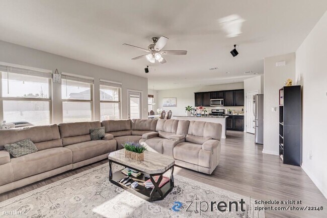 Foto del edificio - 4 br, 4 bath House - 4121 Birdwatch Loop, ...