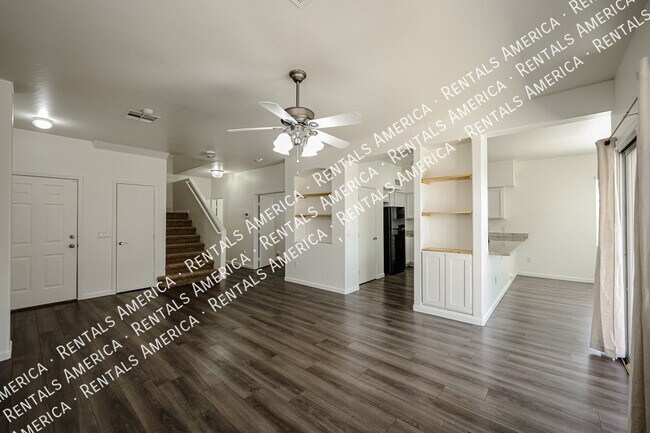 Foto del edificio - 8757 E Lomita Ave