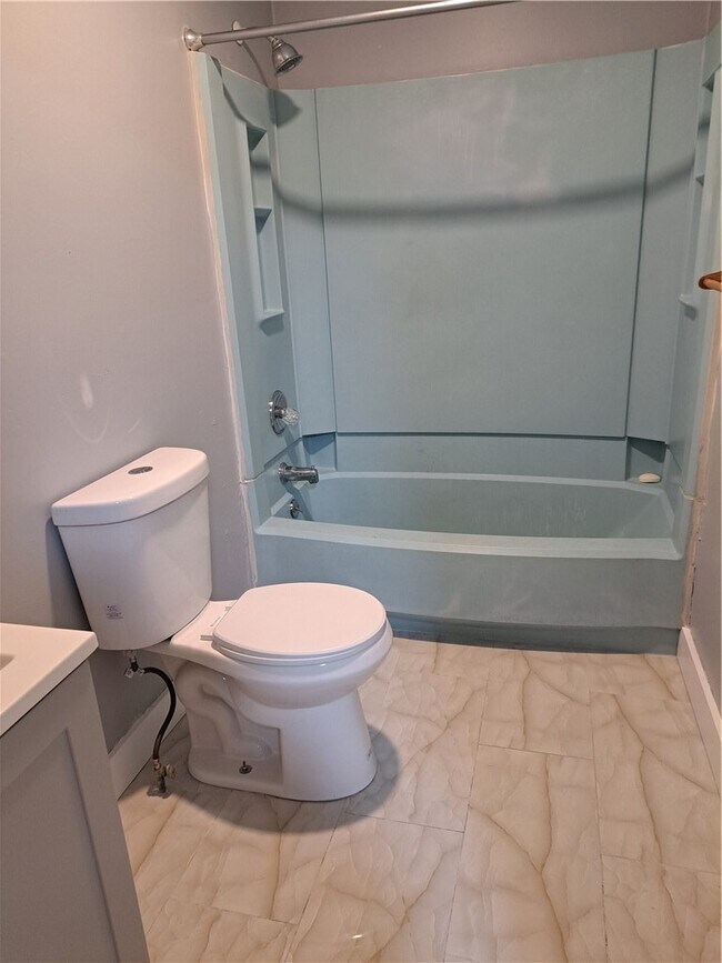 Foto del edificio - 72 Saratoga Ave