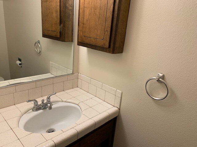 Foto del edificio - 7255 Santa Ysabel Ave