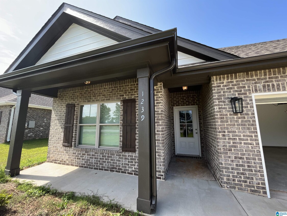 Foto principal - 1239 Cater Lee Way
