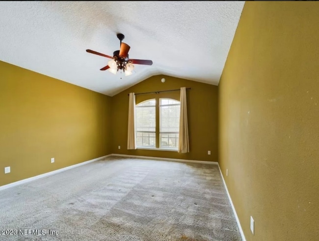 Foto del edificio - 12295 Black Walnut Ct