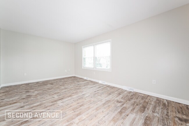 Building Photo - 104 Amy Dr