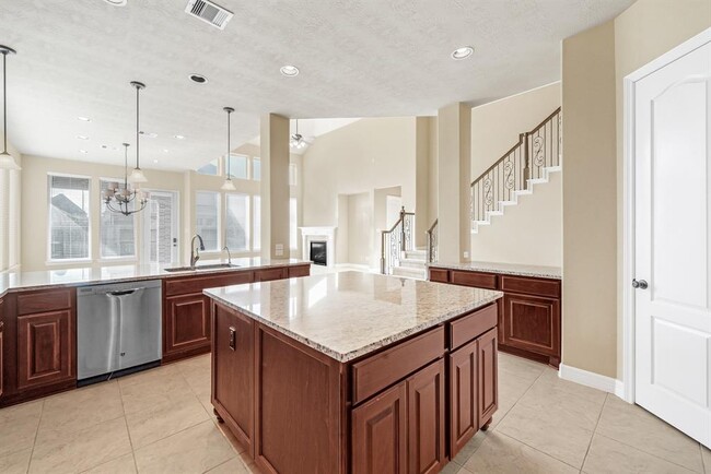Building Photo - 27915 Genesis Manor Ln