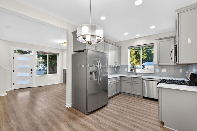 Foto del edificio - 13838 SE Knight St