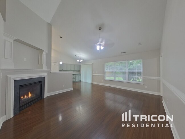 Foto del edificio - 6631 Sunman Rd