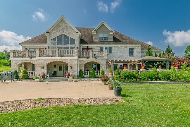 Foto del edificio - 11530 Butternut Rd