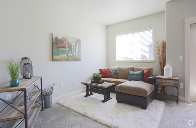 Interior Photo - The Summit at Red Leaf