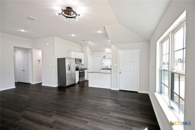 Foto del edificio - 2973 Greenbriar Rd